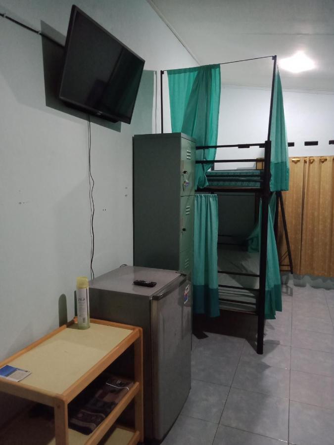 Belitung Backpacker Tanjung Pandan Exterior foto